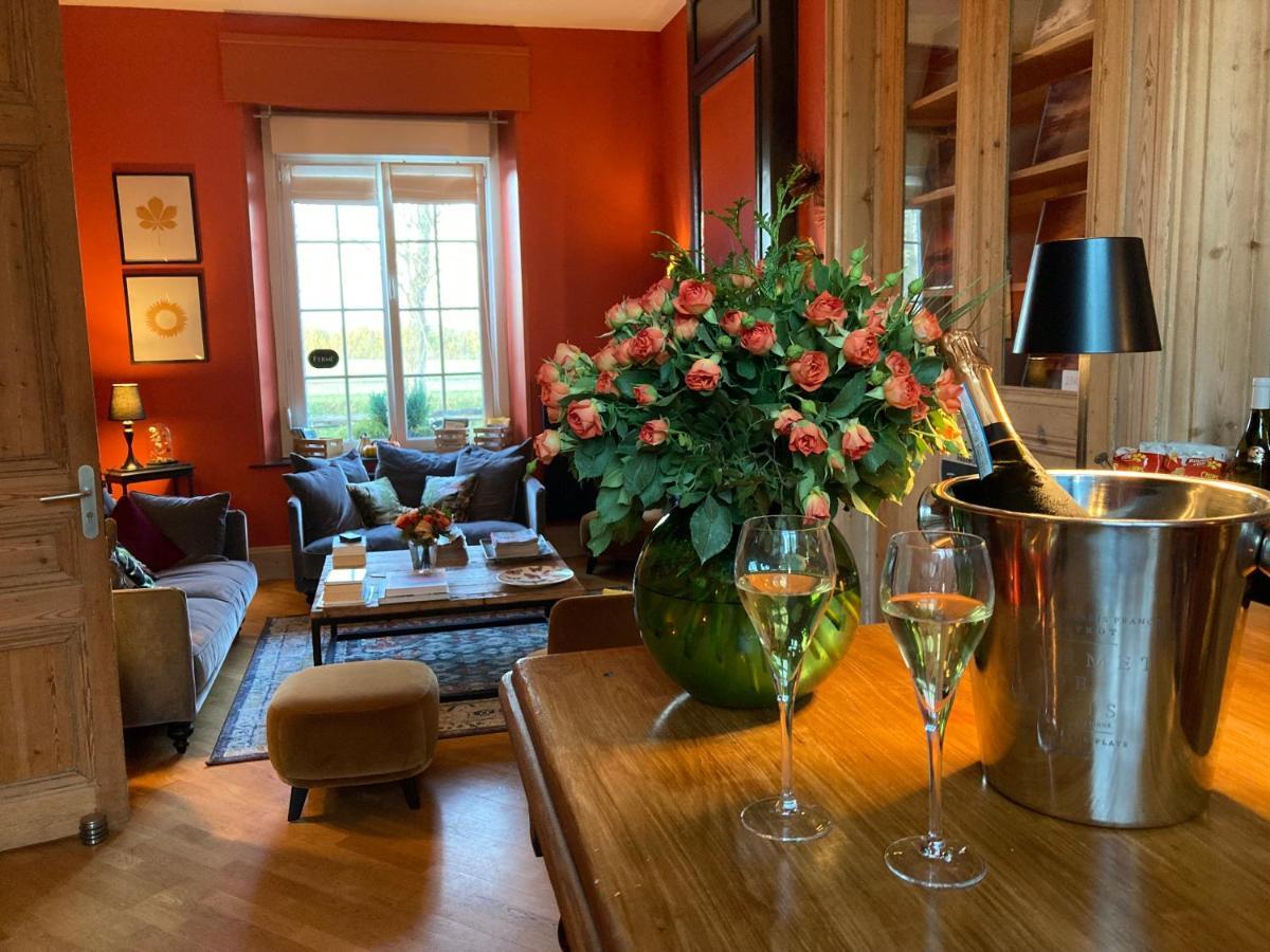 Les Berges Hotell Bourbourg Eksteriør bilde