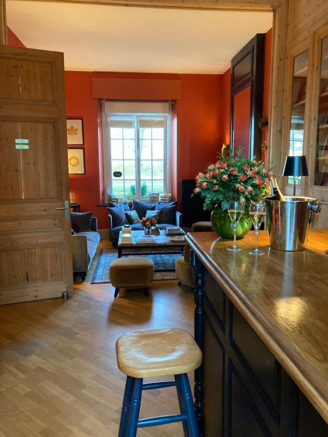 Les Berges Hotell Bourbourg Eksteriør bilde